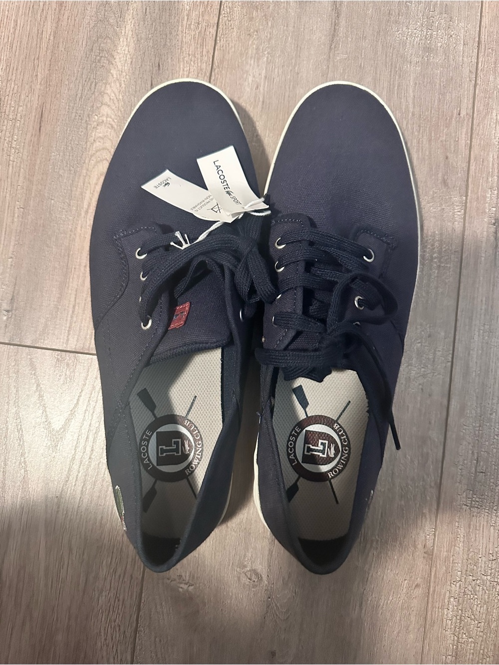 Lacoste Men’s Navy Canvas Low-Top Sneakers With OrthoLite Insoles - Picture 2 of 15